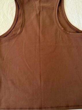 VUORI Women's Brown and White Racerback Tank Tops lot of 2